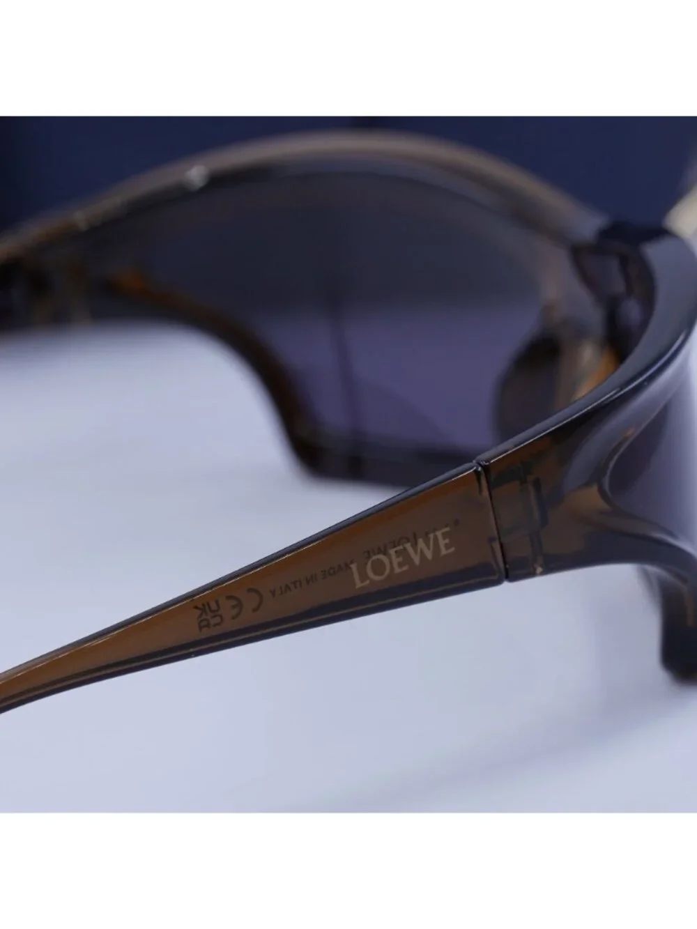 Loewe LW40143U 47A Shield Sunglasses – Brown / Grey